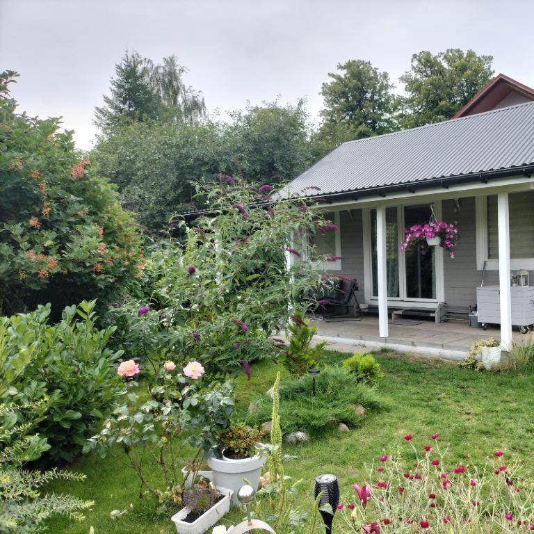 Nad Jeziorem, A Morze W Gratisie Ferienhaus *